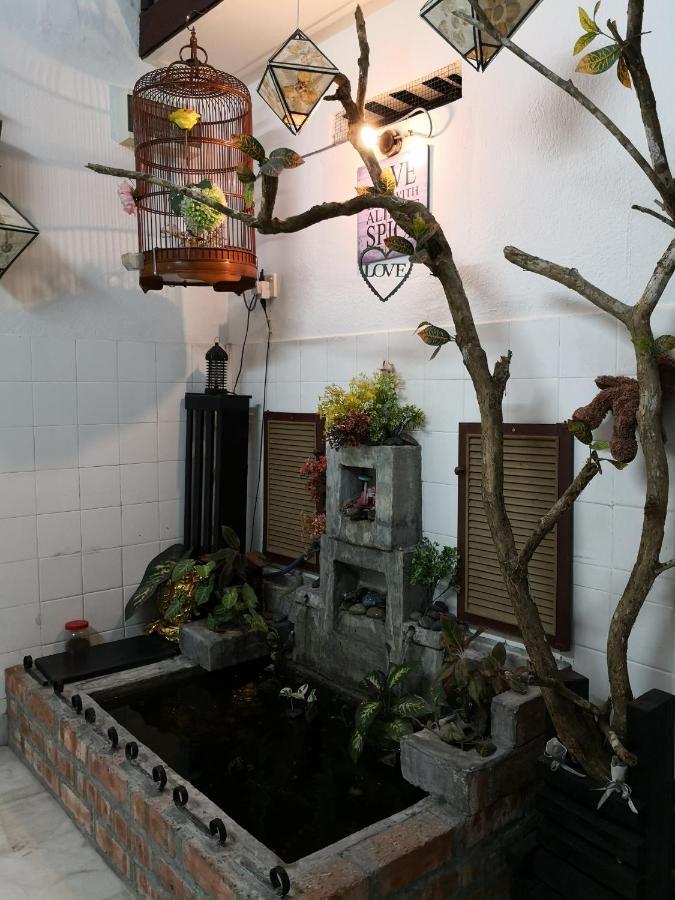 Hua Tang Homestay Ipoh Bagian luar foto