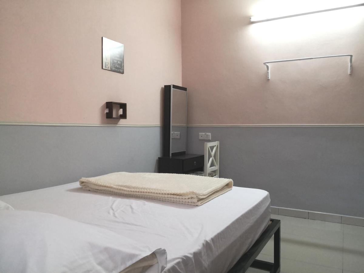 Hua Tang Homestay Ipoh Bagian luar foto