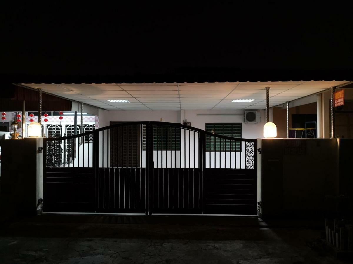 Hua Tang Homestay Ipoh Bagian luar foto