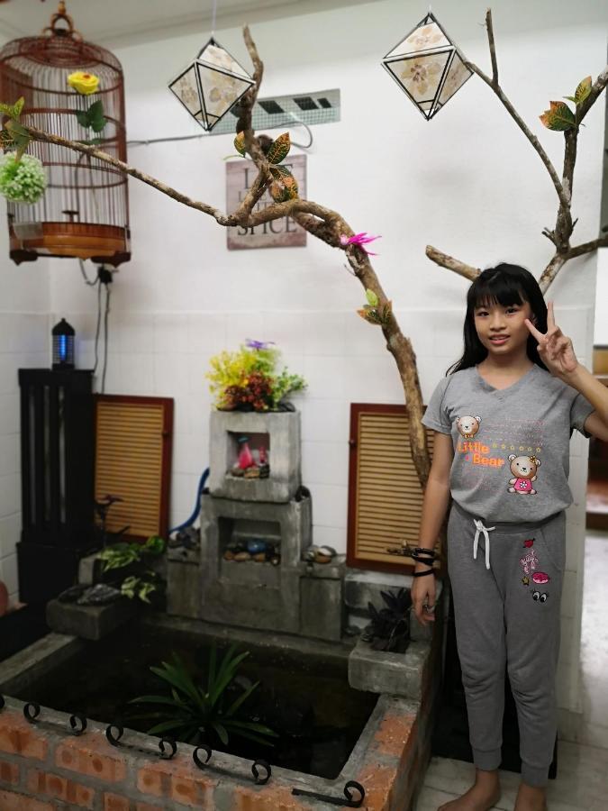 Hua Tang Homestay Ipoh Bagian luar foto